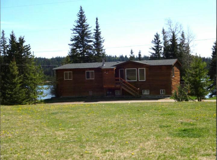 Wettstone Guest Ranch Acomodação com café da manhã Bridge Lake Quarto foto