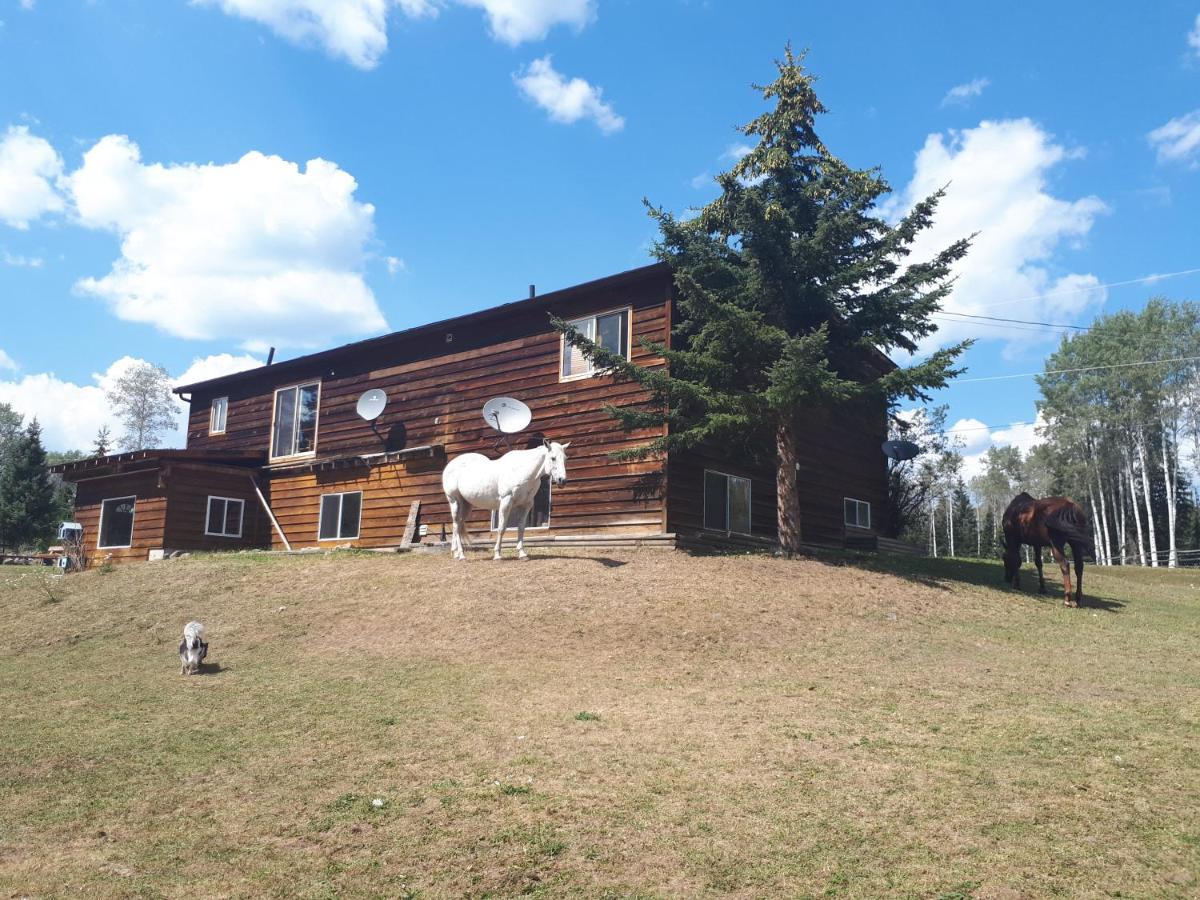 Wettstone Guest Ranch Acomodação com café da manhã Bridge Lake Exterior foto